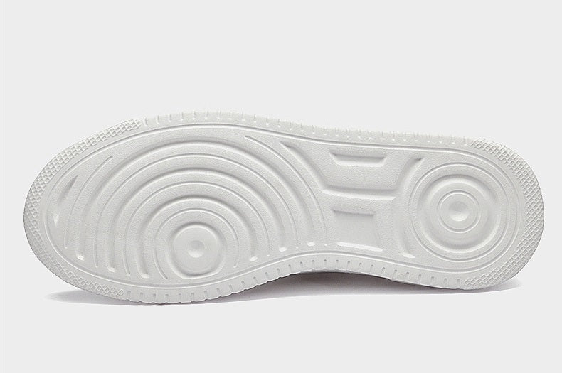 Belmont Classic Sneaker