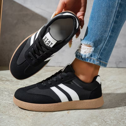 Bella Sneakers