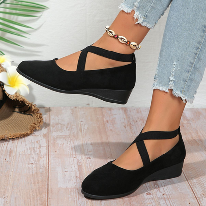 Capri Strap Wedges