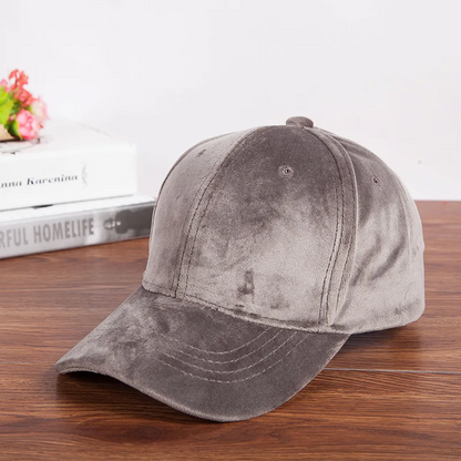 Rysa Velvet Cap