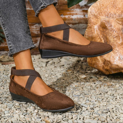 Capri Strap Wedges