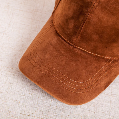 Rysa Velvet Cap