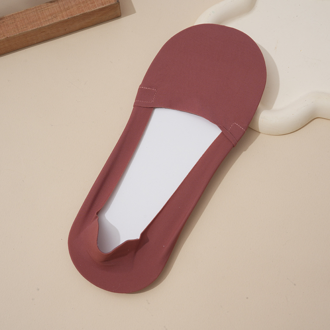 Clara Soft No-Show Socks