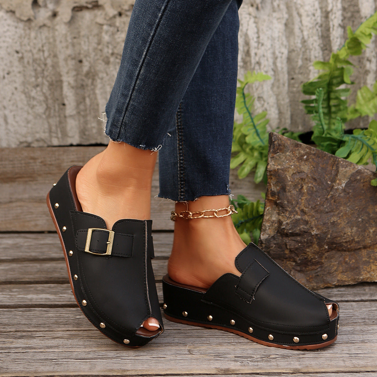 Nina Platform Slides